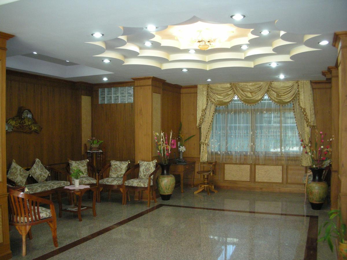 Veerasuda Condotel Ratchaburi Ngoại thất bức ảnh